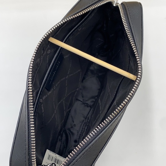 MICHAEL KORS JST LARGE EAST WEST CROSSBODY BLACK - Picture 10 of 13